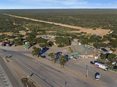 Border Village Roadhouse - Getaway Accommodation 20