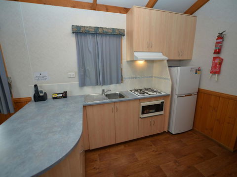 Echo Holiday Parks - Waikerie - Getaway Accommodation 33