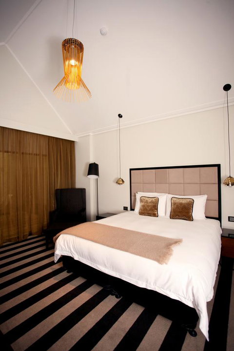 Ellen Hotel - Getaway Accommodation 15
