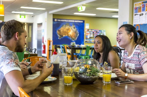 YHA Adelaide Central - Getaway Accommodation 30