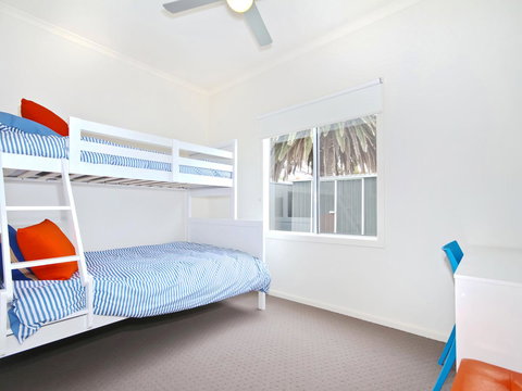 Seas The Day - Getaway Accommodation 13