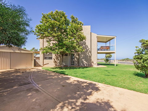 Pearl By The Sea - Getaway Accommodation 12