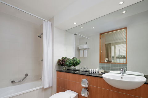 Rydges Newcastle - Getaway Accommodation 20