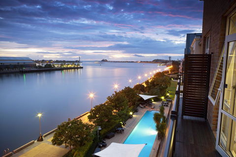 Rydges Newcastle - Getaway Accommodation 0