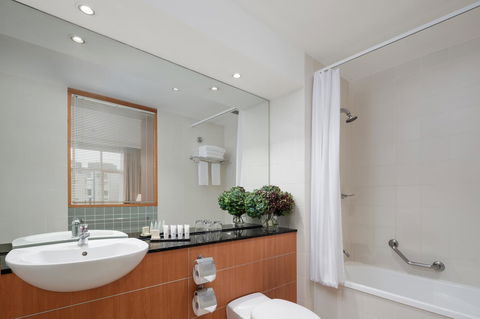 Rydges Newcastle - Getaway Accommodation 14