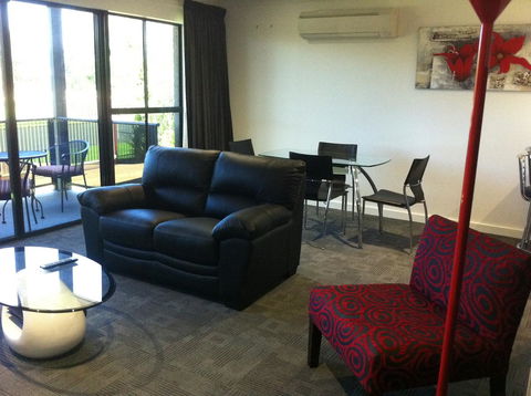 Cattlemans Country Motor Inn & Serviced Apartments - Getaway Accommodation 23