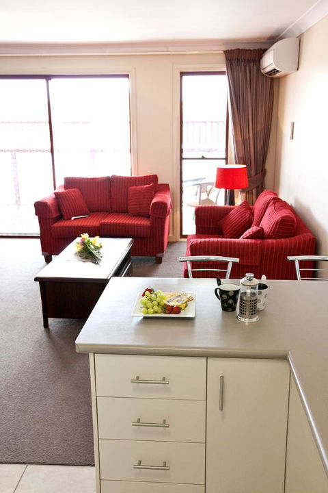 Cattlemans Country Motor Inn & Serviced Apartments - Getaway Accommodation 9