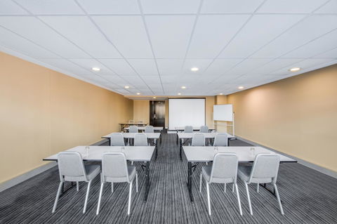 Adina Apartment Hotel Wollongong - Getaway Accommodation 35