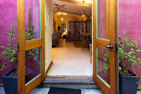 The Lotus Eater - Getaway Accommodation 23