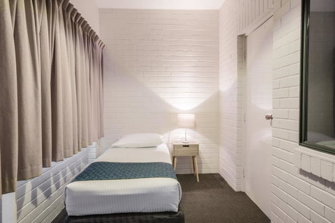 Greenways Apartments - Getaway Accommodation 6