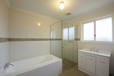 Flinders Bush Retreats - Getaway Accommodation 8