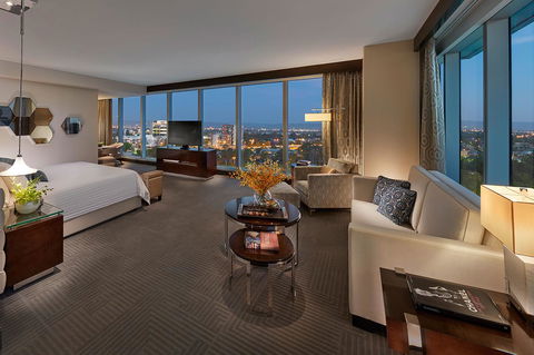 Crown Towers Perth - Getaway Accommodation 21