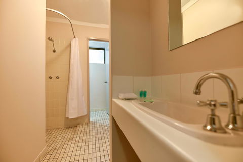 Sanno Marracoonda Perth Airport Hotel - Getaway Accommodation 24