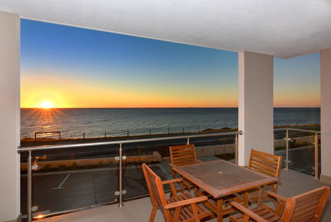 Bunbury Seaview Apartments - Getaway Accommodation 2