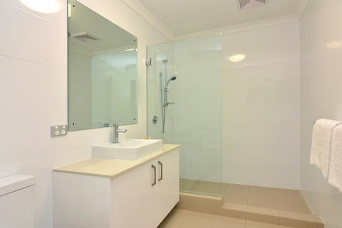 Bunbury Seaview Apartments - Getaway Accommodation 8