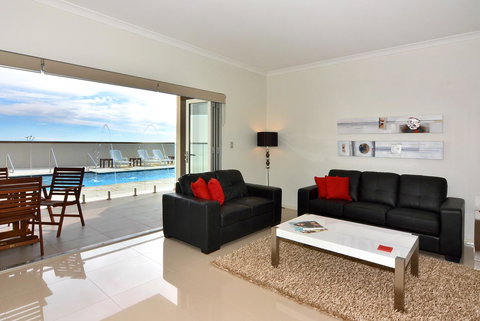 Bunbury Seaview Apartments - Getaway Accommodation 1