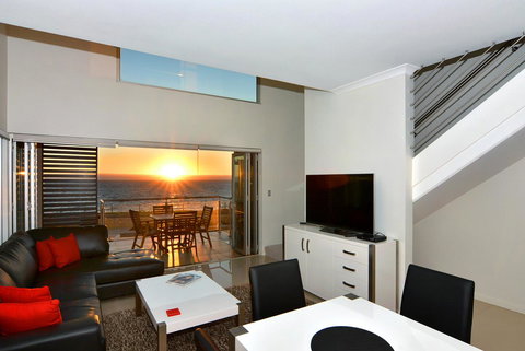 Bunbury Seaview Apartments - Getaway Accommodation 5