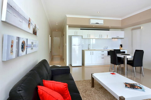 Bunbury Seaview Apartments - Getaway Accommodation 6
