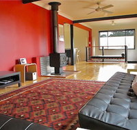 Pendeli Beach House - Getaway Accommodation