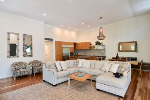 East On Byron - Getaway Accommodation 13