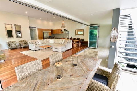 East On Byron - Getaway Accommodation 14