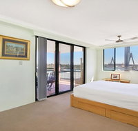 Darling Harbor Apartment - Getaway Accommodation