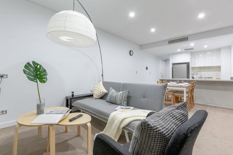 Inner City Stylish Apt Walk To Green Square - Getaway Accommodation 0