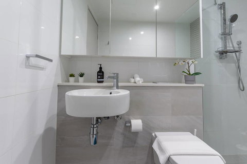 Inner City Stylish Apt Walk To Green Square - Getaway Accommodation 3