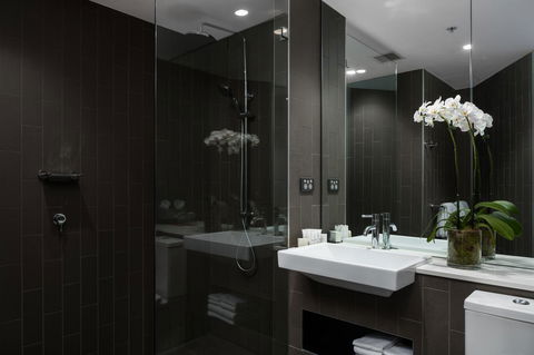 Rydges Sydney Airport Hotel - Getaway Accommodation 1