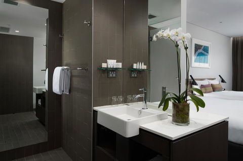 Rydges Sydney Airport Hotel - Getaway Accommodation 2