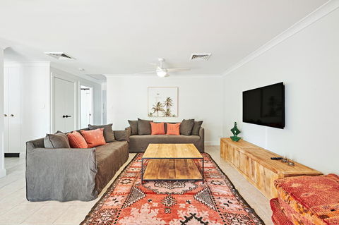 The Lord Byron - Getaway Accommodation 28