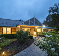 Thistle Hill Guesthouse - Getaway Accommodation