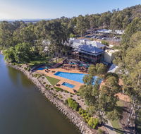 Oaks Cypress Lakes Resort - Getaway Accommodation