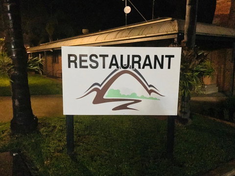 Bega Downs Motor Inn - Getaway Accommodation 3