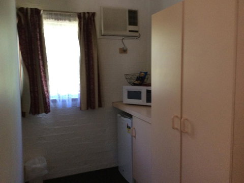 Bega Downs Motor Inn - Getaway Accommodation 1