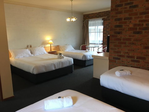 Bega Downs Motor Inn - Getaway Accommodation 13