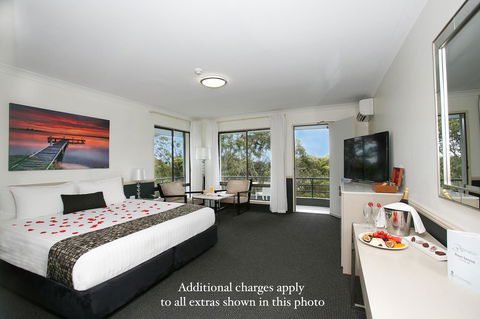 BEST WESTERN PLUS Apollo Hotel Newcastle - Getaway Accommodation 16