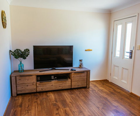 Sunbaker Pet Friendly Awards Finalist 4 Mins Walk To Culburra Beach - Getaway Accommodation 8