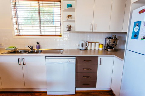 Sunbaker Pet Friendly Awards Finalist 4 Mins Walk To Culburra Beach - Getaway Accommodation 14