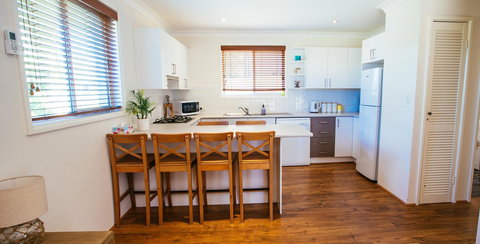 Sunbaker Pet Friendly Awards Finalist 4 Mins Walk To Culburra Beach - Getaway Accommodation 13