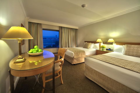 Stamford Plaza Sydney Airport Hotel & Conference Centre - Getaway Accommodation 12