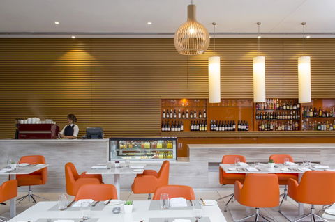 Novotel Newcastle Beach - Getaway Accommodation 15