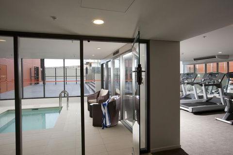 Novotel Newcastle Beach - Getaway Accommodation 30