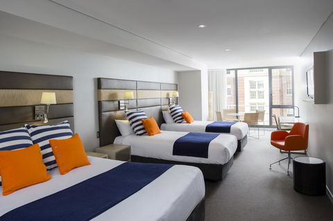 Novotel Newcastle Beach - Getaway Accommodation 5