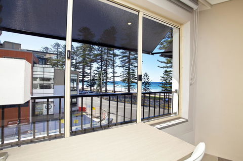 Manly Paradise Motel & Apartments - Getaway Accommodation 10