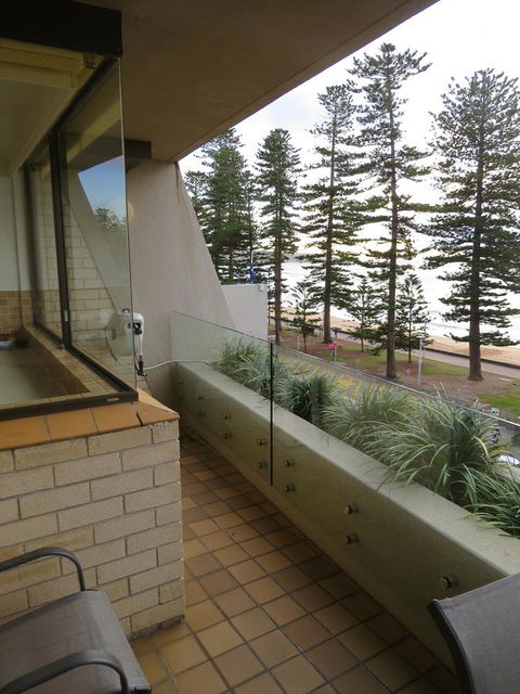 Manly Paradise Motel & Apartments - Getaway Accommodation 40