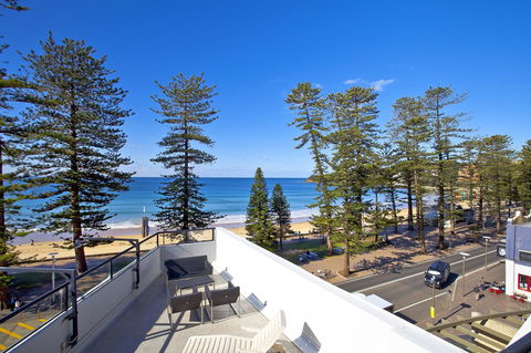 Manly Paradise Motel & Apartments - Getaway Accommodation 16