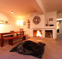 Full Circle Apartments - Getaway Accommodation