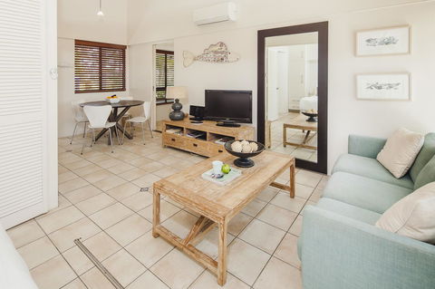 Julians Apartments - Getaway Accommodation 17