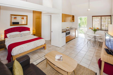 Julians Apartments - Getaway Accommodation 21